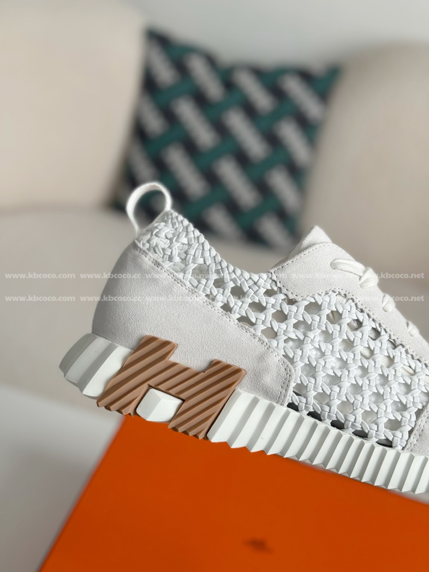 【#5437】 Hermès Department Sneakers