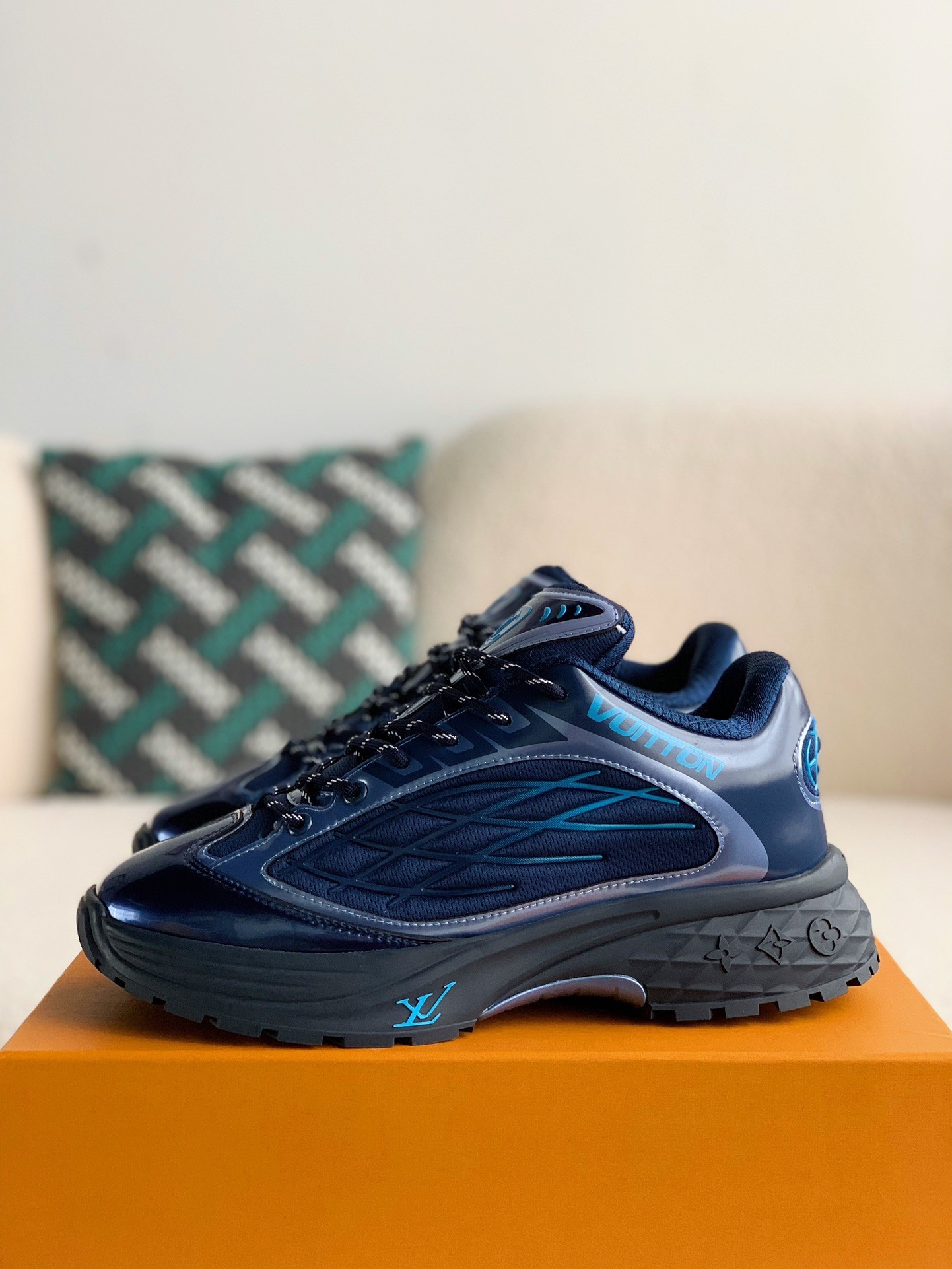 idea: include everything in the pictur