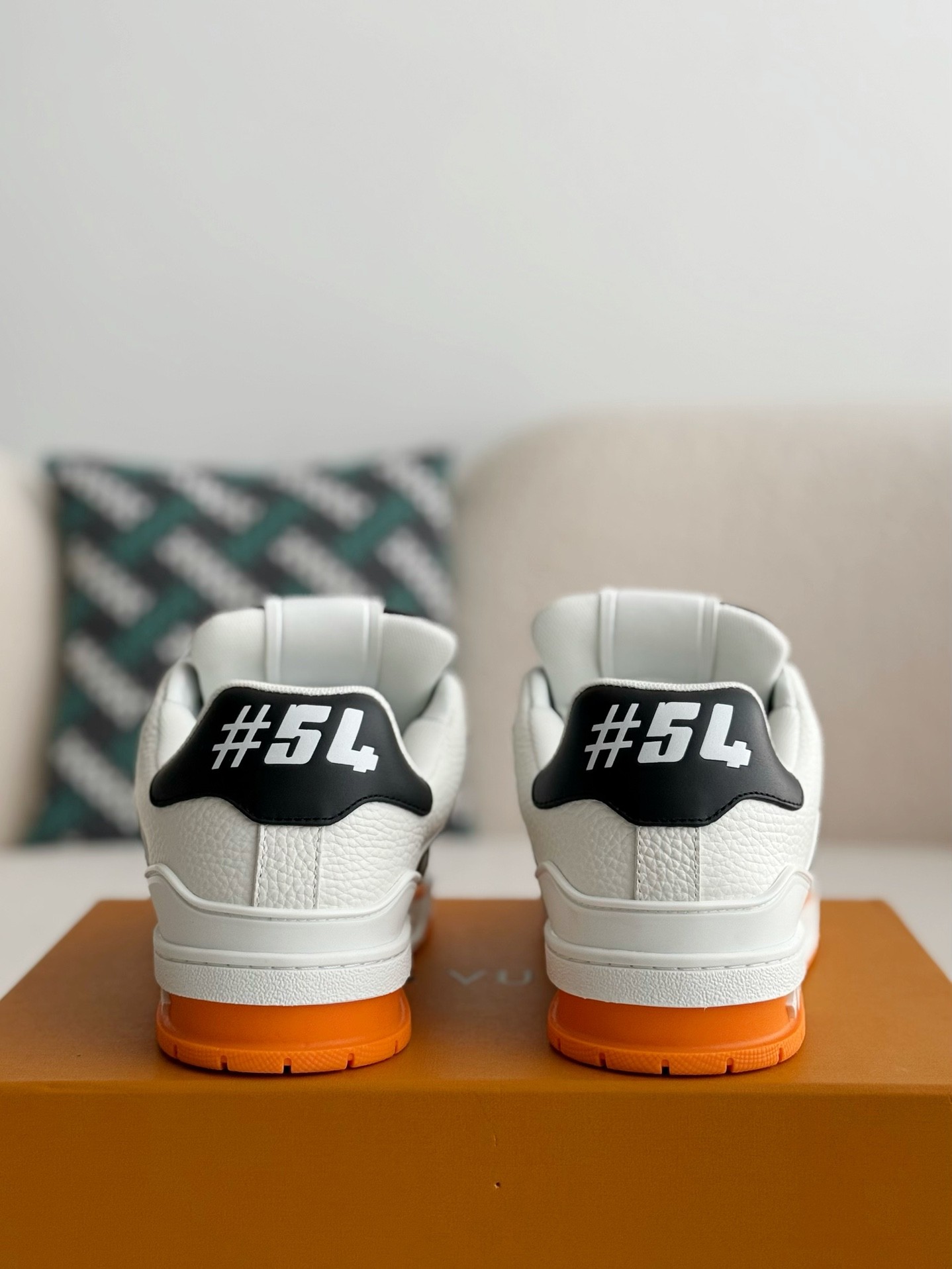 [#3719] LOUIS VUITTON TRAINER SNEAKERS