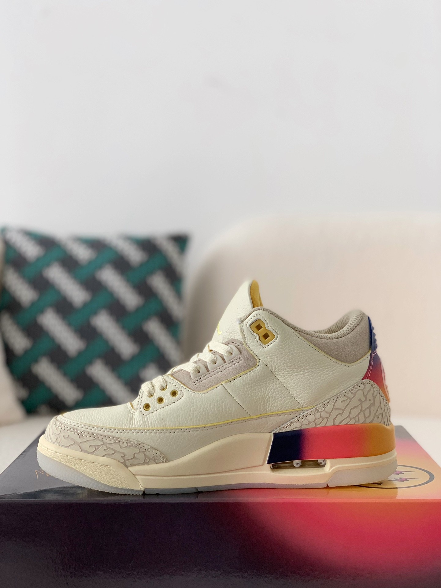 Jordan 3 x」 Balvin Sneakers