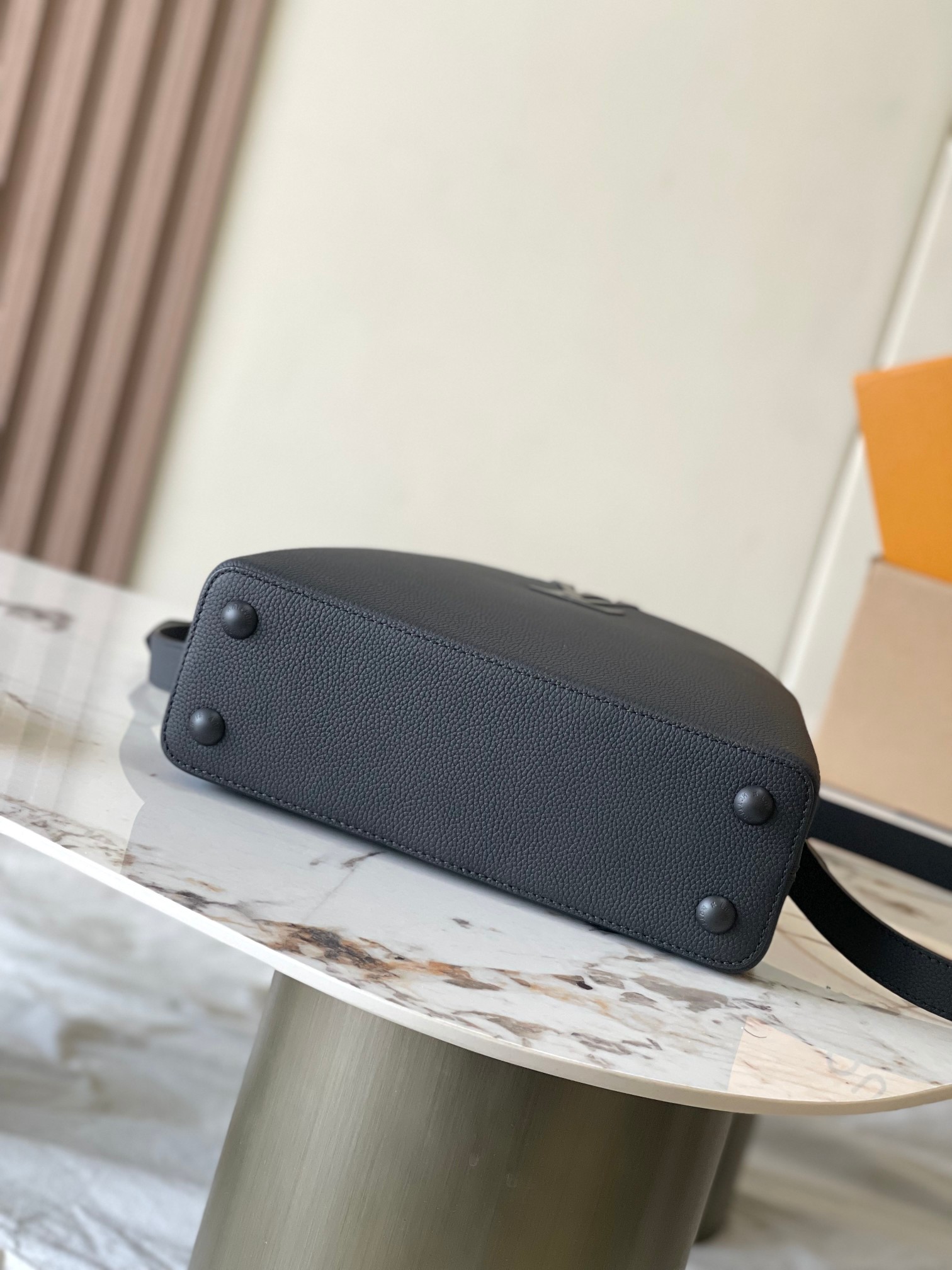 LOUIS VUITTON Capucines BB Black Out Handbag/Top Quality M25255