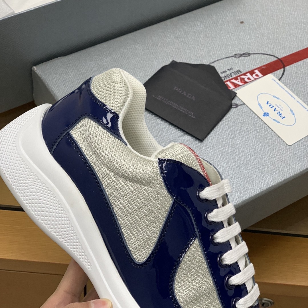 【#624】 Prada Sneakers