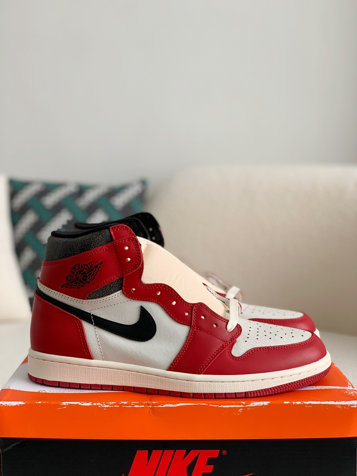 Air jordan 1 Retro High OG Chicago Red