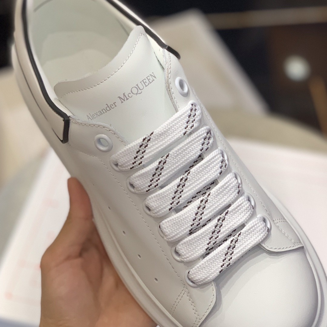 Alexander McQueen MQ white film tailSneakers