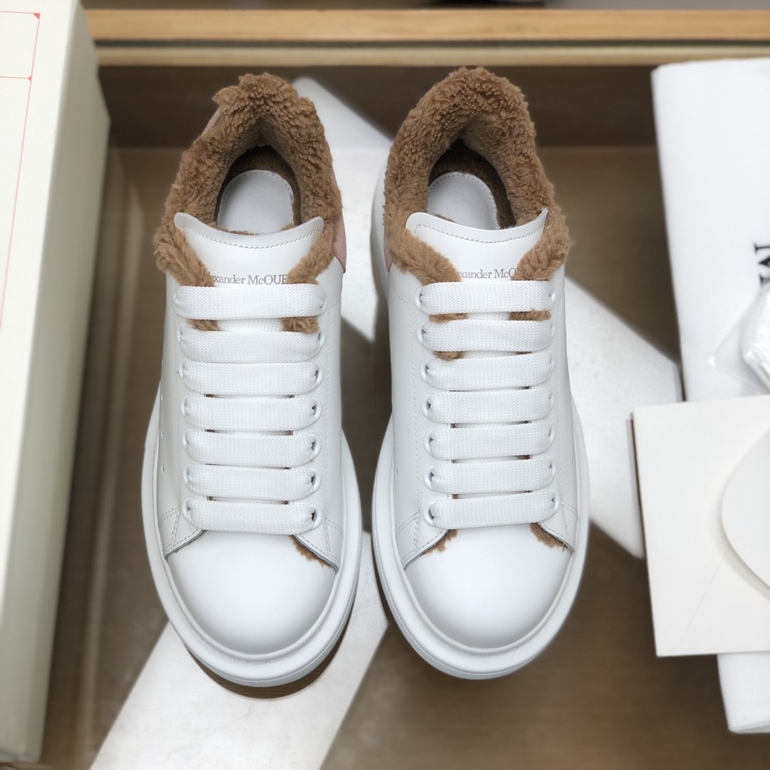 Alexander McQueen MO White velvet Lining Sneakers