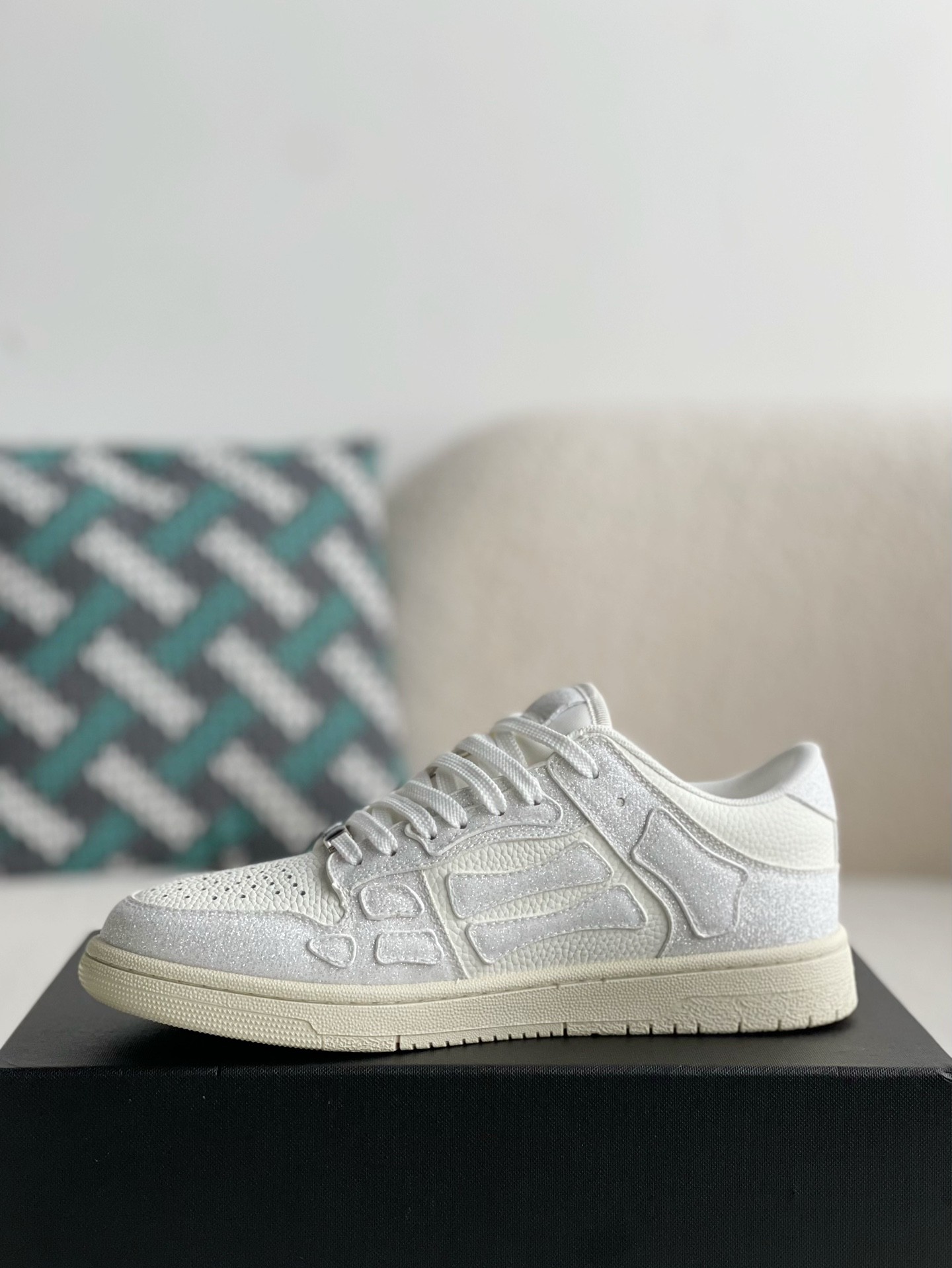 Amiri Bone Sneakers