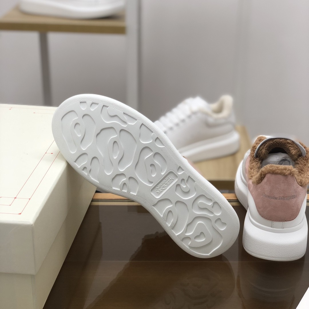 Alexander McQueen MO White velvet Lining Sneakers