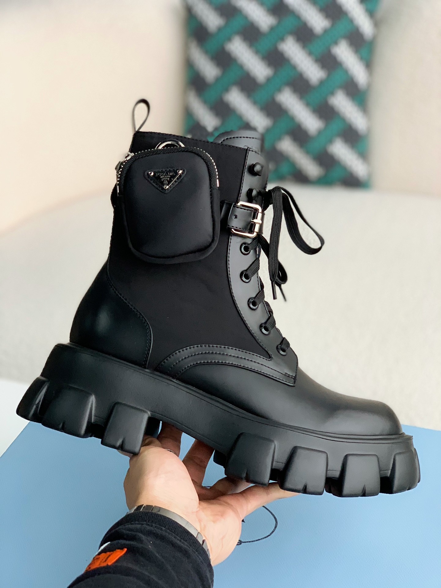 【#2420】 Prada Cloudbus Thunder technology fabric sneakers