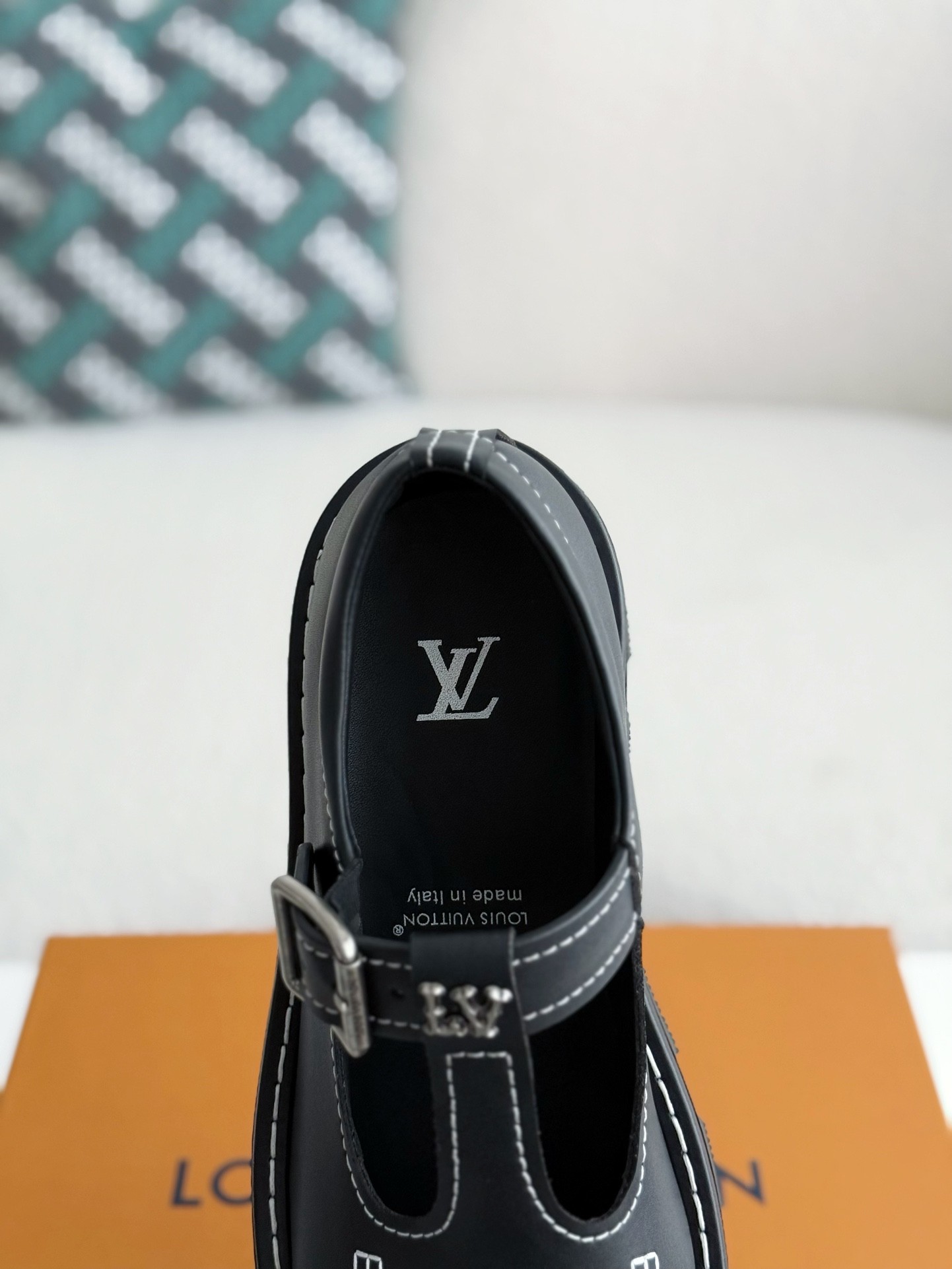 [#3875]LOUIS VUITTON Cow leather/Round head buckle Casual Shoes