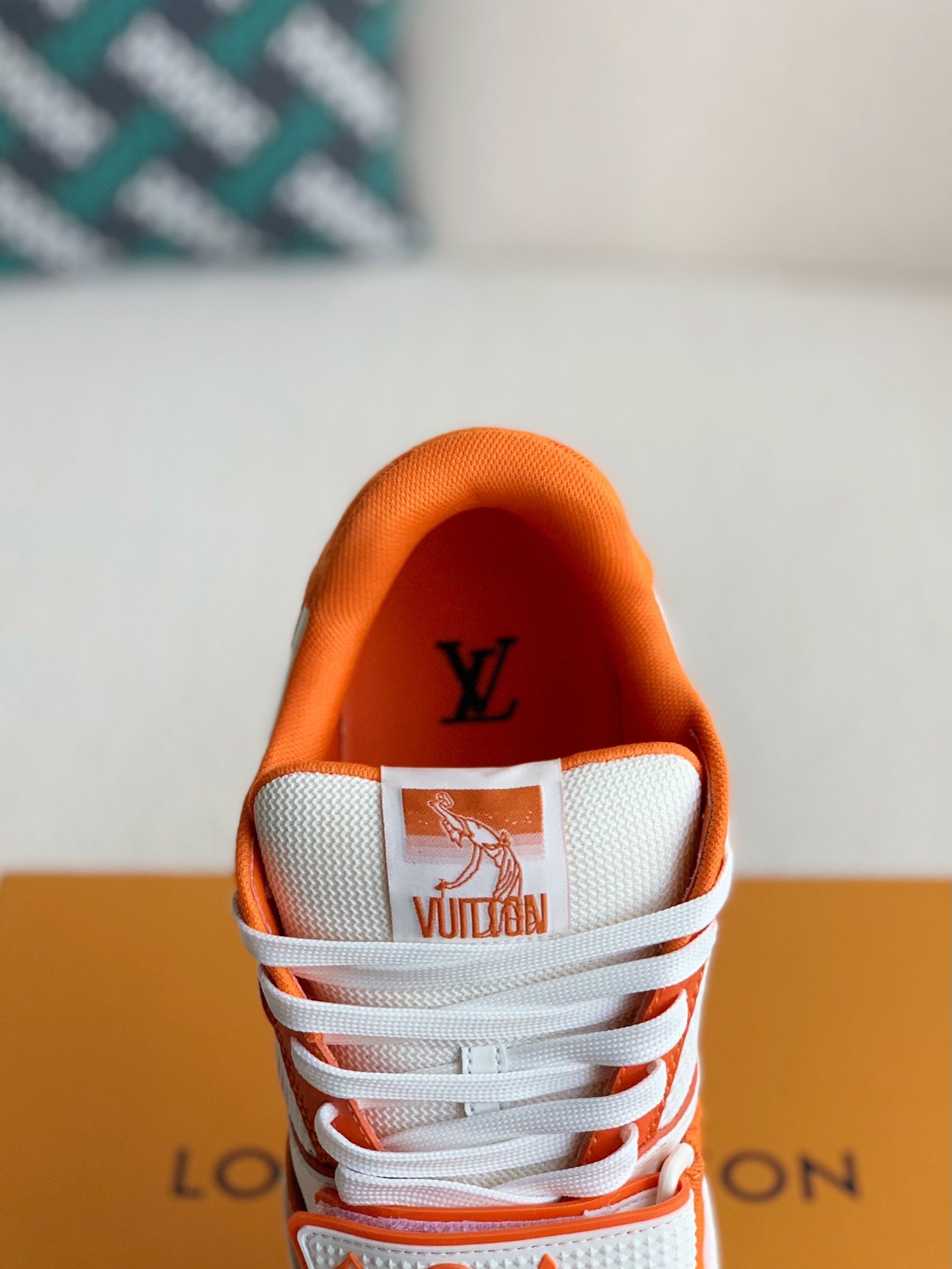 Louis Vuitton Trainer Sneakers Top quali