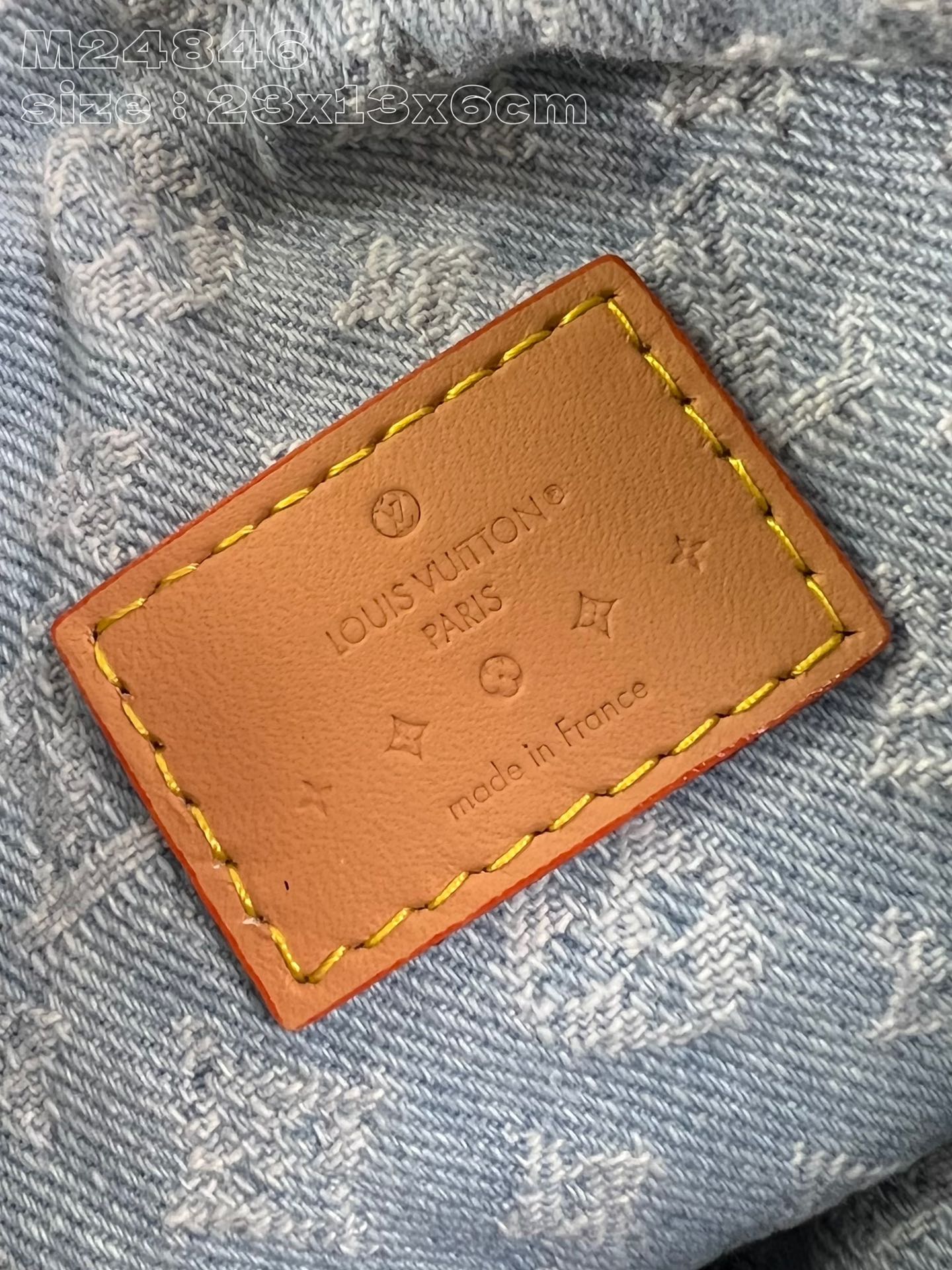 Louis Vuitton Loop shoulder bag M24846，Top quality