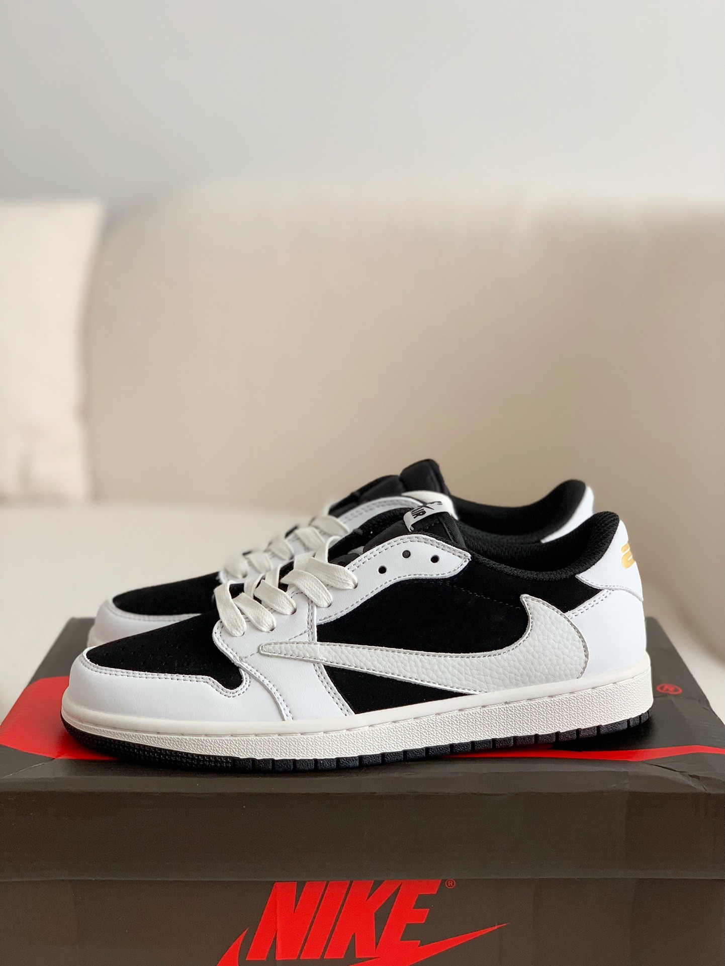 Nike AirJordan1 xTravisScott AJ Low