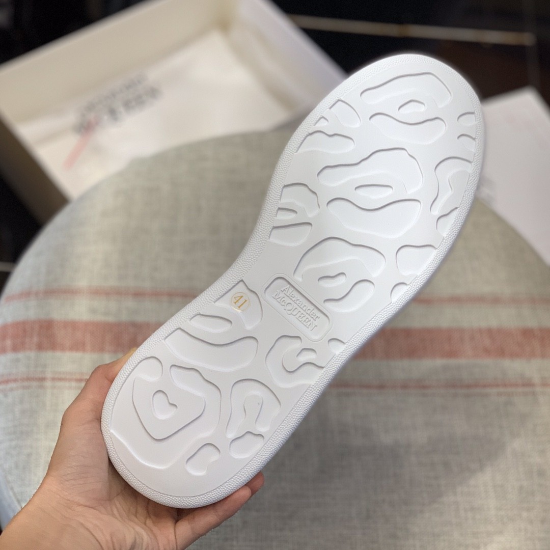 Alexander McQueen MQ White fluorescence tail Sneakers