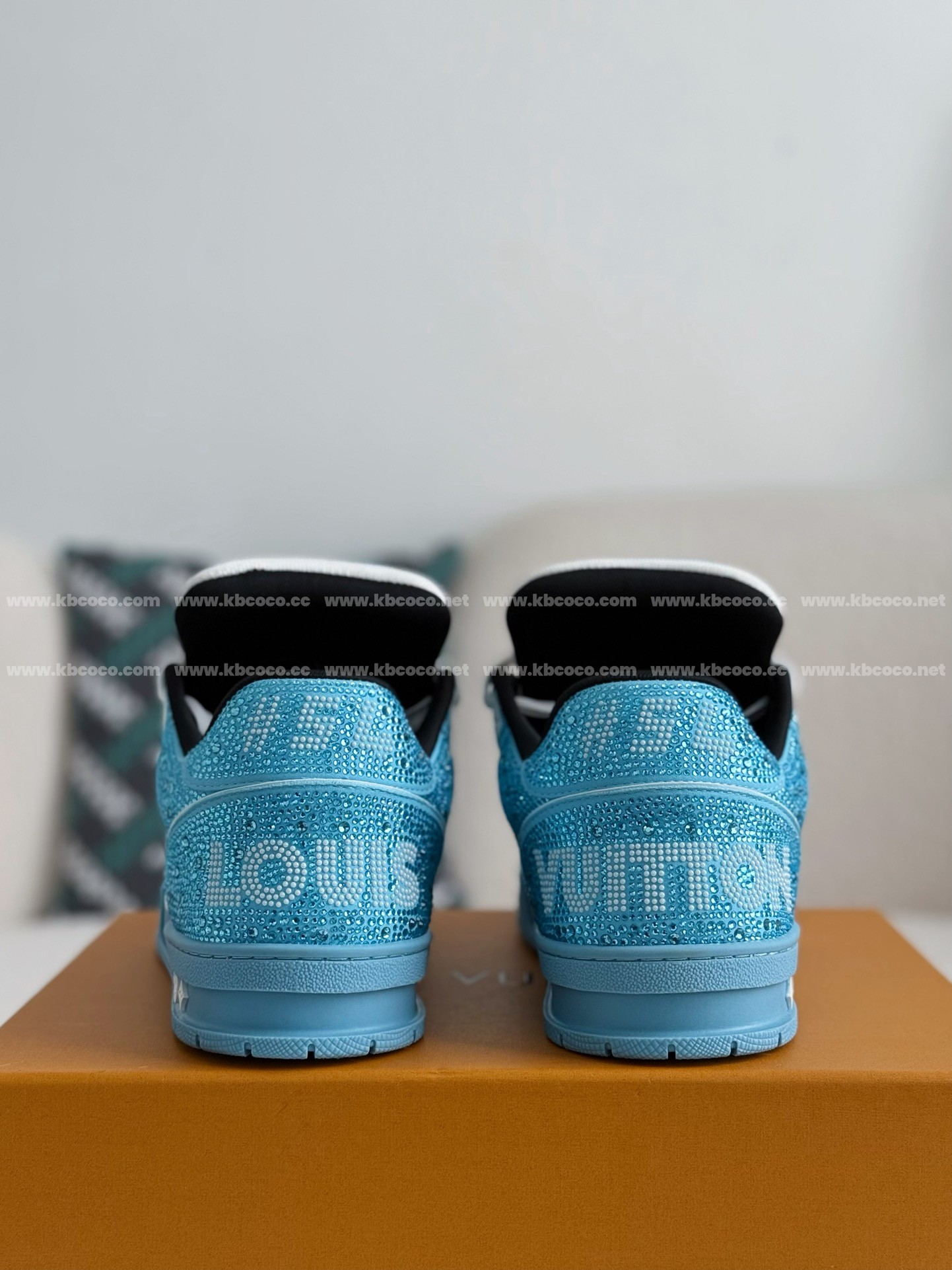 【#4200】 Louis Vuitton Trainers Sneakers
