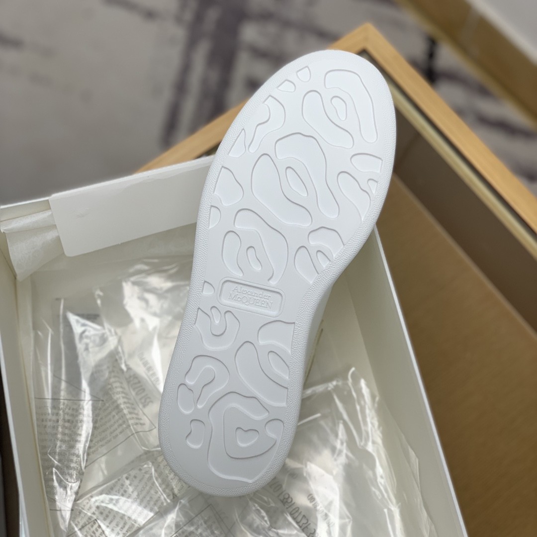 Alexander McQueen MQ Jelly apricot Tail Sneakers