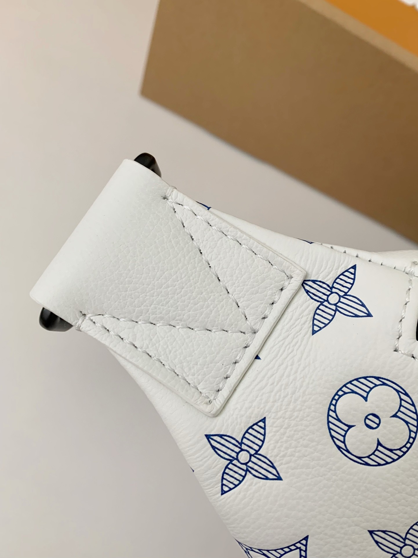 New Louis Vuitton RUSH waist bag M25227