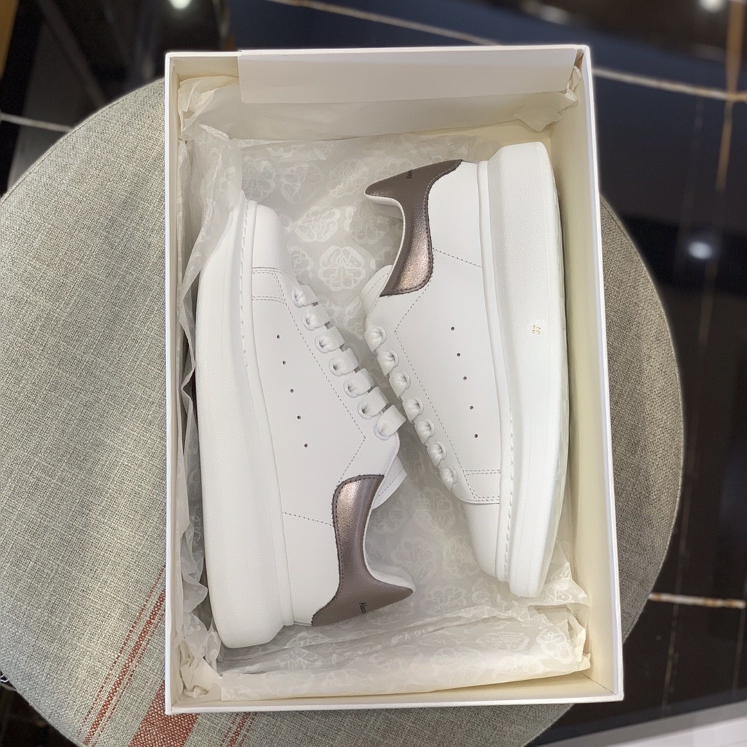 Alexander McQueen MQ gun-black tailSneakers