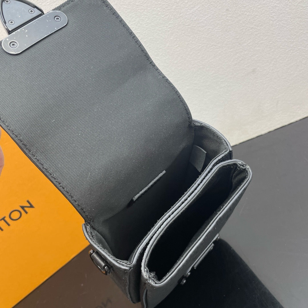 LOUIS VUITTON S-LOCK VERTICAL Crossbody bag/top quality M81524