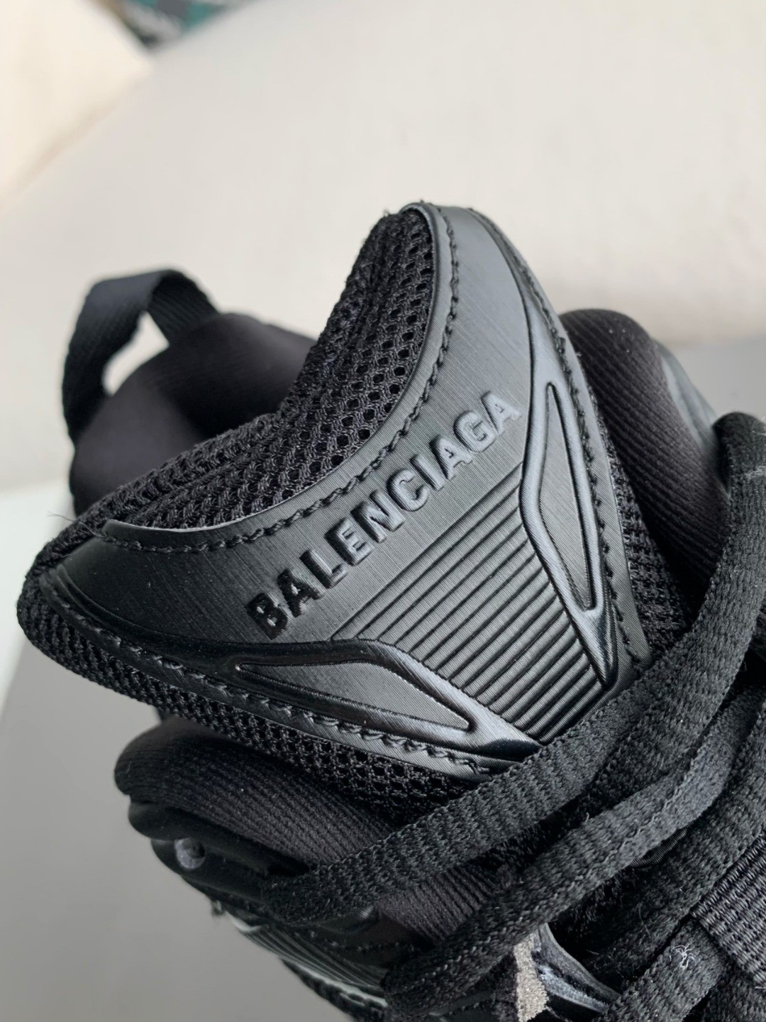 Balenciaga Bouncer Screw Sneakers