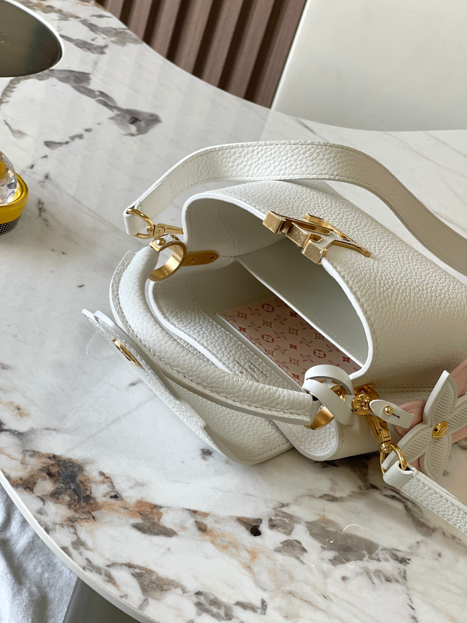 LOUIS VUITTON Capucines Mini Handbag/Top Quality M21416