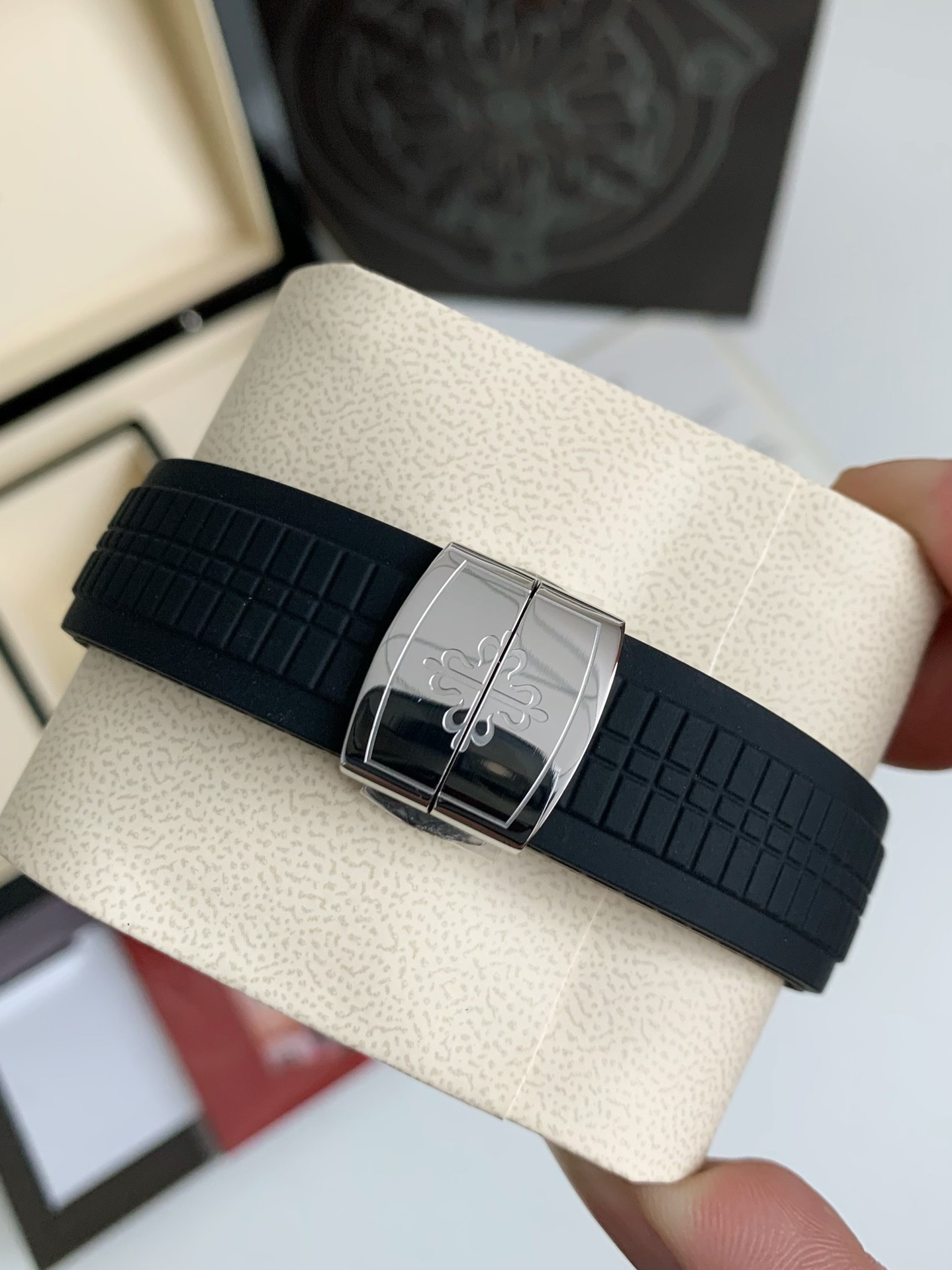 【#3746】 PATEK PHILIPPE Custom Green grenade 5167R series Watch