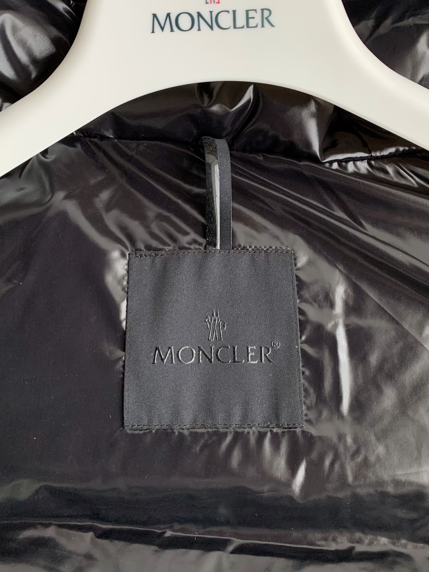 【#2343】Moncler Montbeliard down jacket