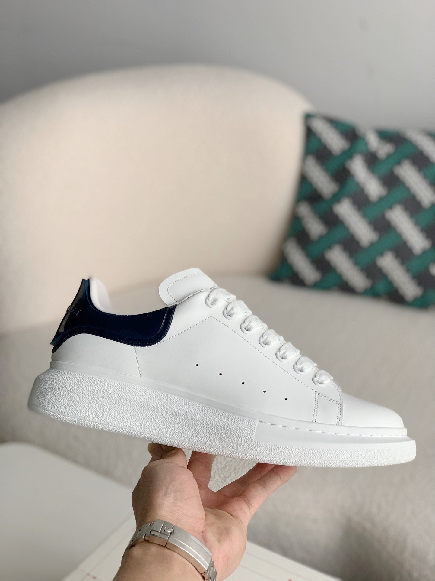 Alexander McQueen MQ jelly Dark BlueTail Sneakers
