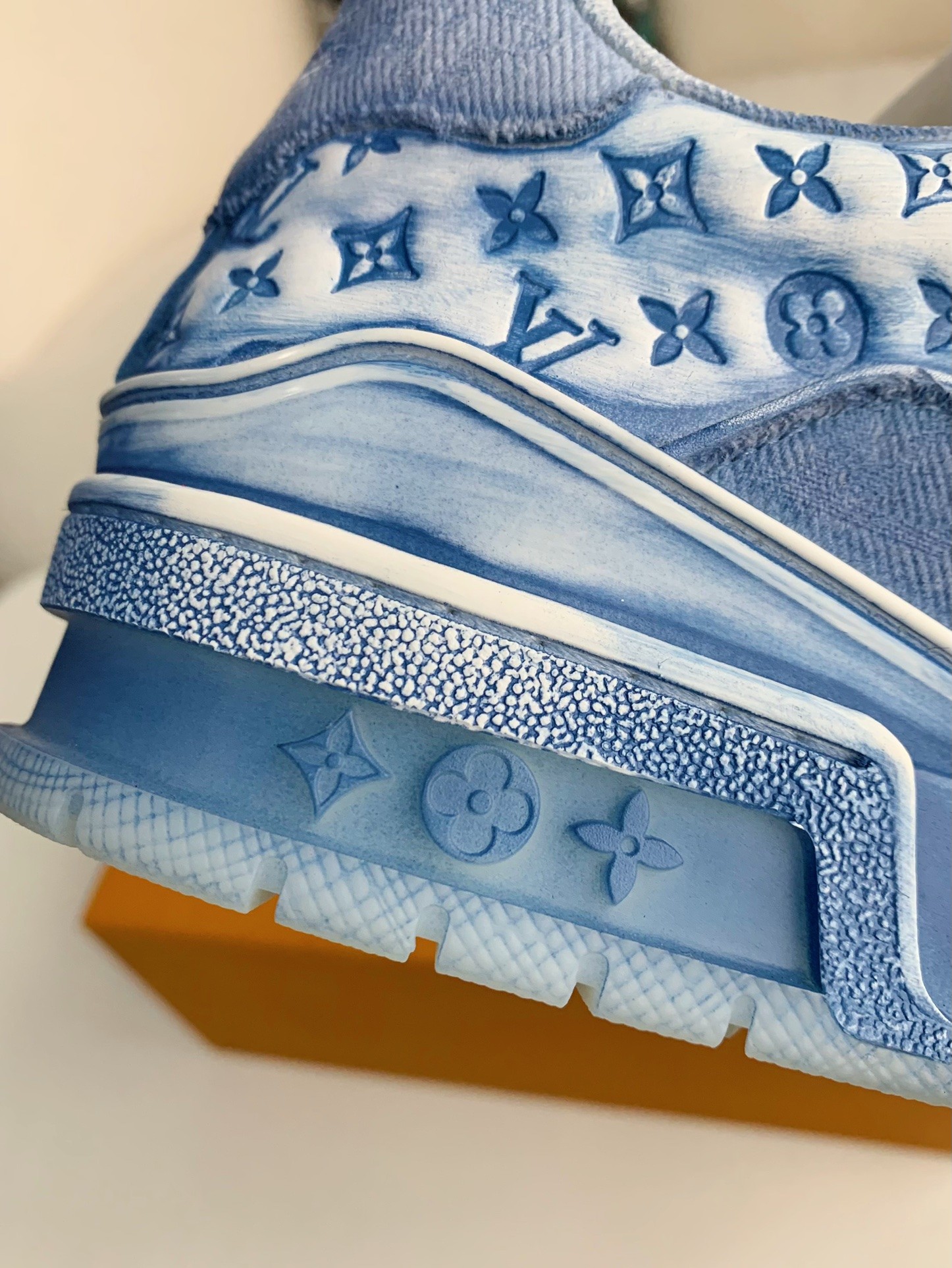 [#3318」 LOUIS VUITTON TRAINER SNEAKERS