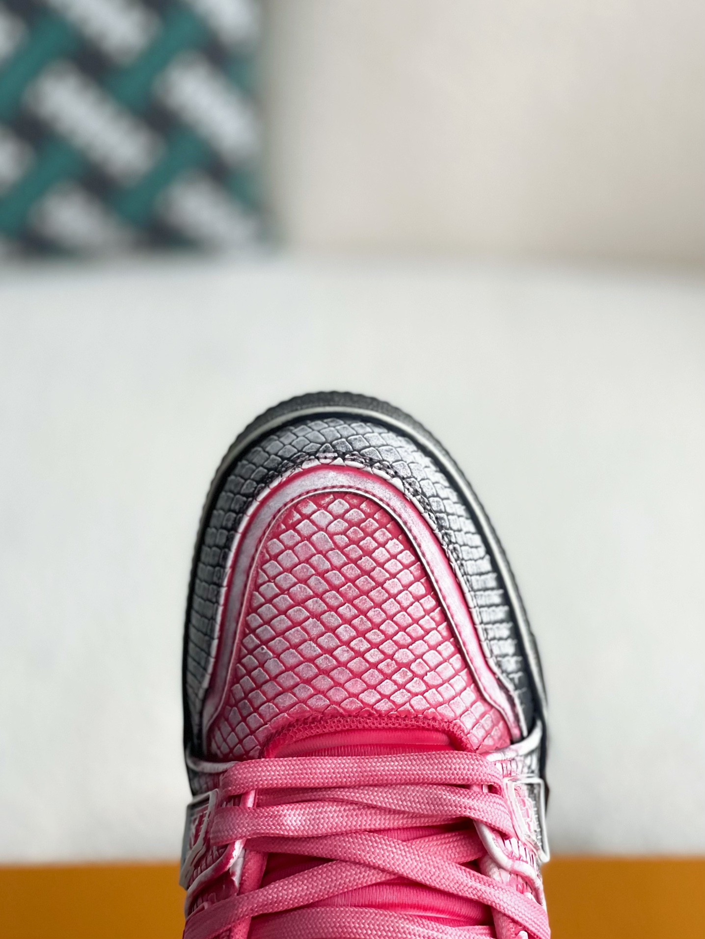 [#3313]LOUIS VUITTON TRAINER SNEAKERS