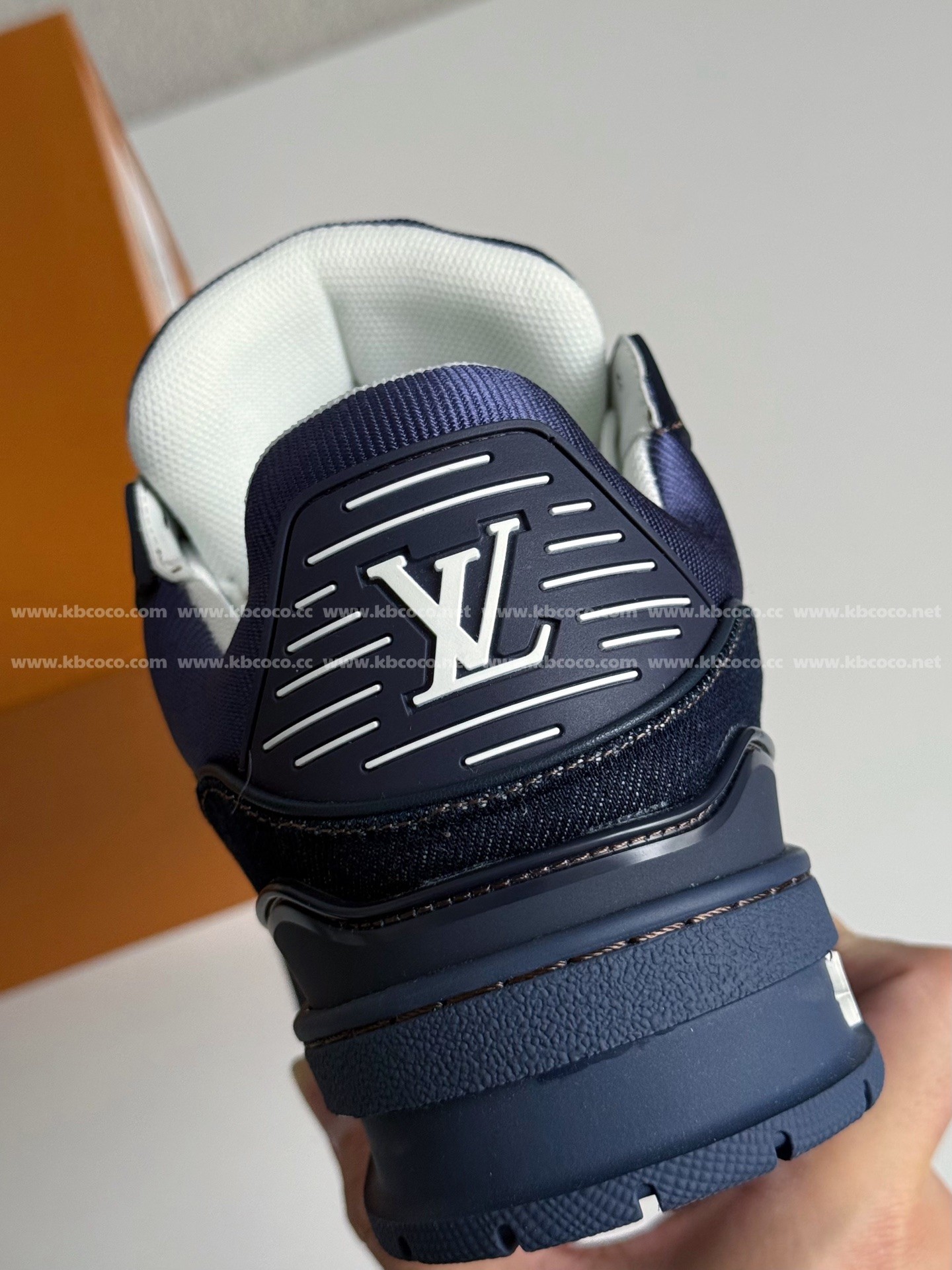 【#5444】 LOUIS VUITTON TRAINER SNEAKERS