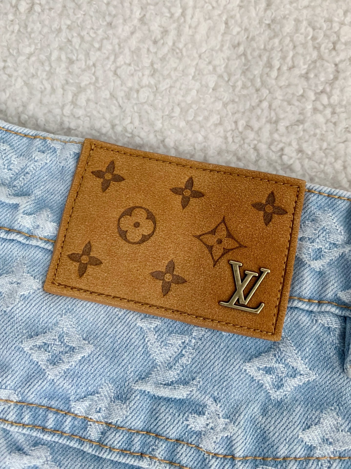 Louis Vuitton Costumes