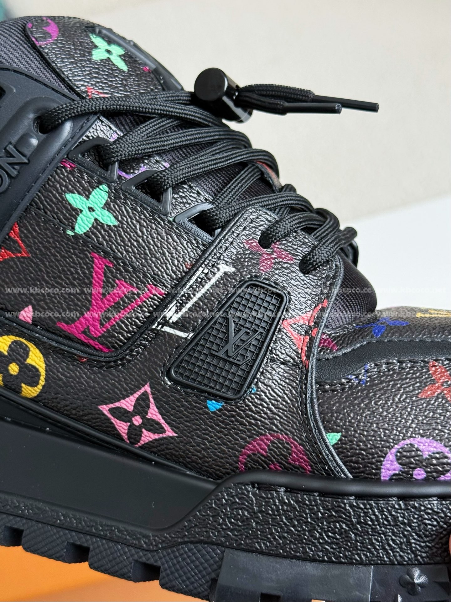 【#5215】 LOUIS VUITTON TRAINER Maxi SNEAKERS