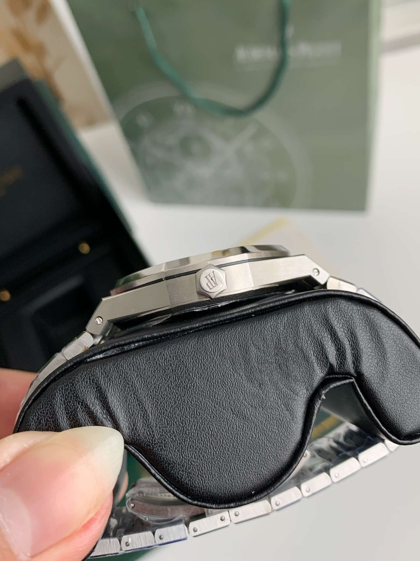 Audemars Piguet Royal Oak 15500 Series Men's Watch 41mm