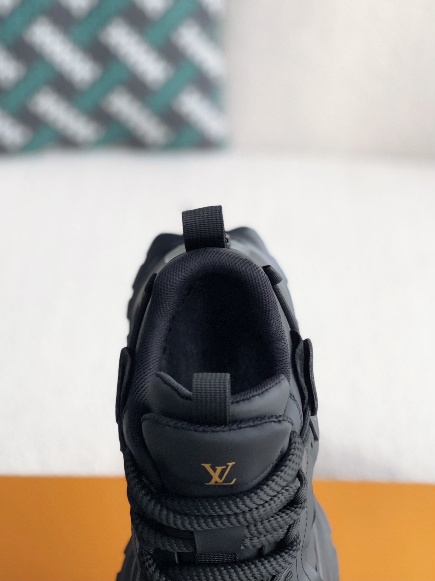 [#3520」 LOUIS VUITTON CASUAL SNEAKERS