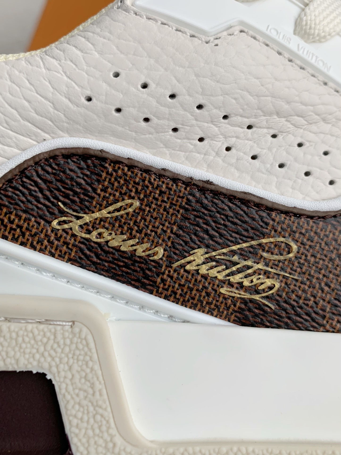 [#3385」 LOUIS VUITTON TRAINER SNEAKERS