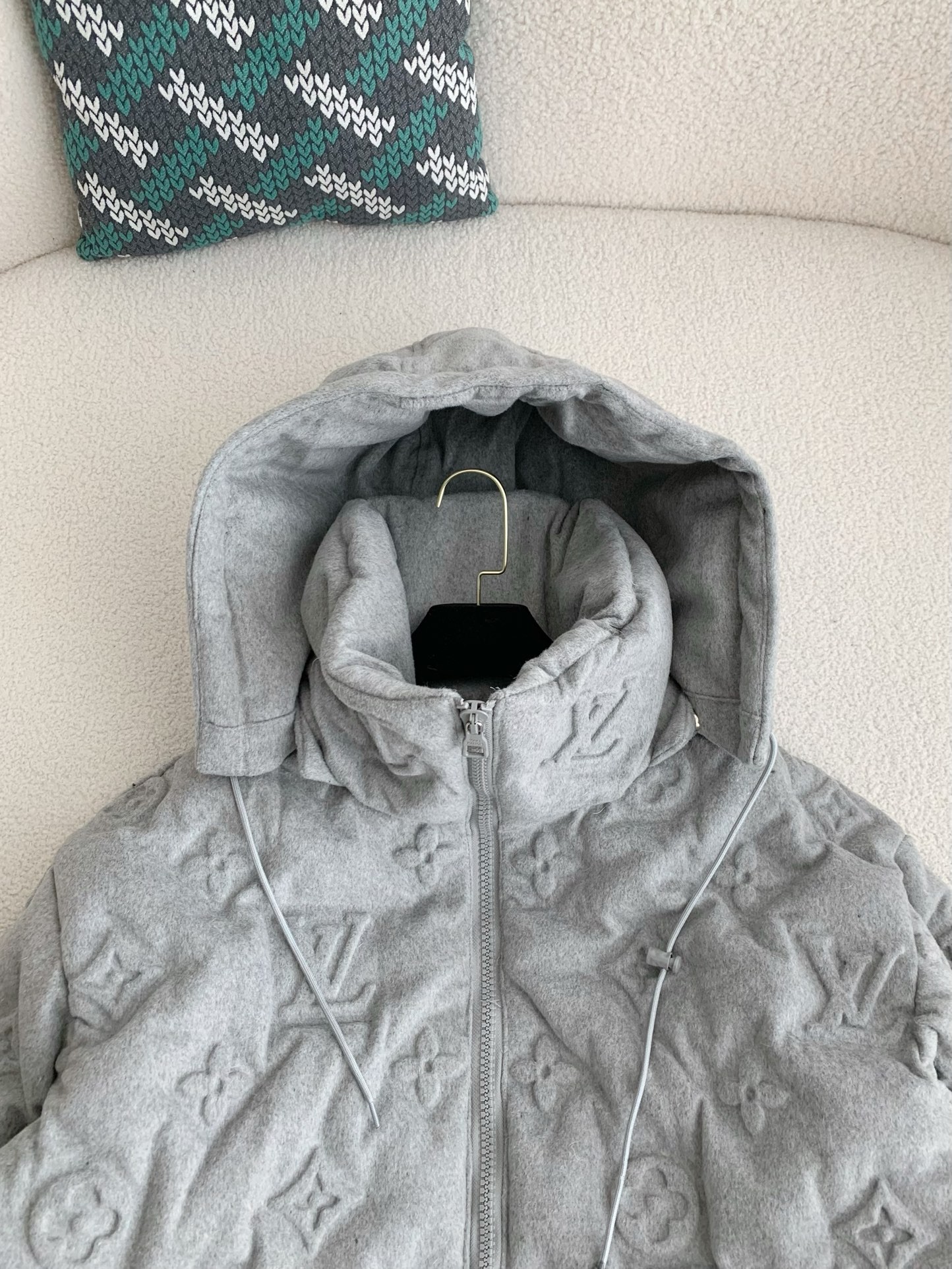 【#2553】 Louis Vuitton zip hooded jacket