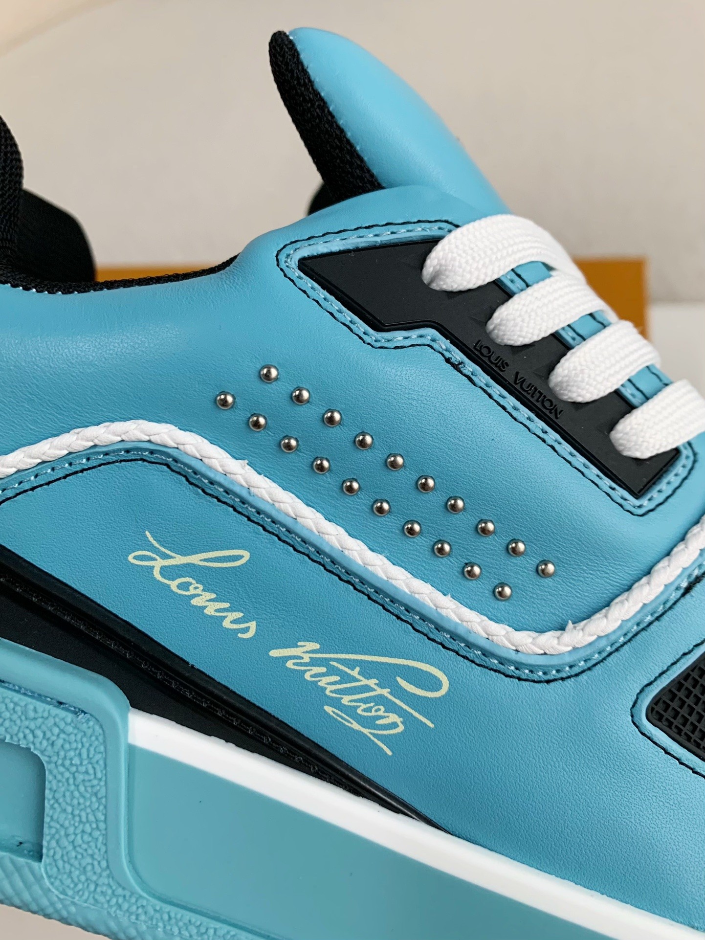 [#3342]LOUIS VUITTON TRAINER SNEAKERS