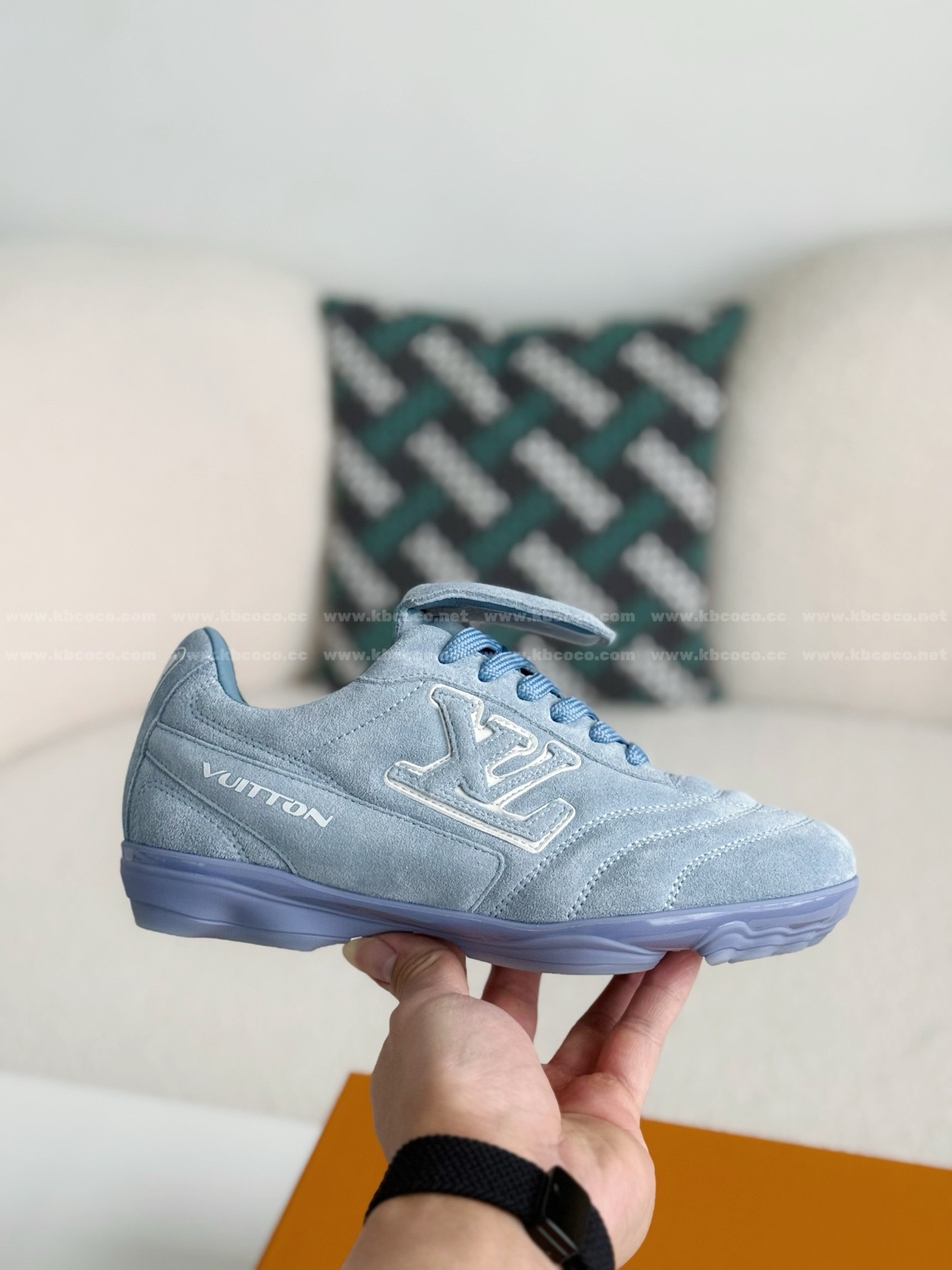 【#5869】 LOUIS VUITTON FOOTPRINTSOCCER CASUAL SHOES