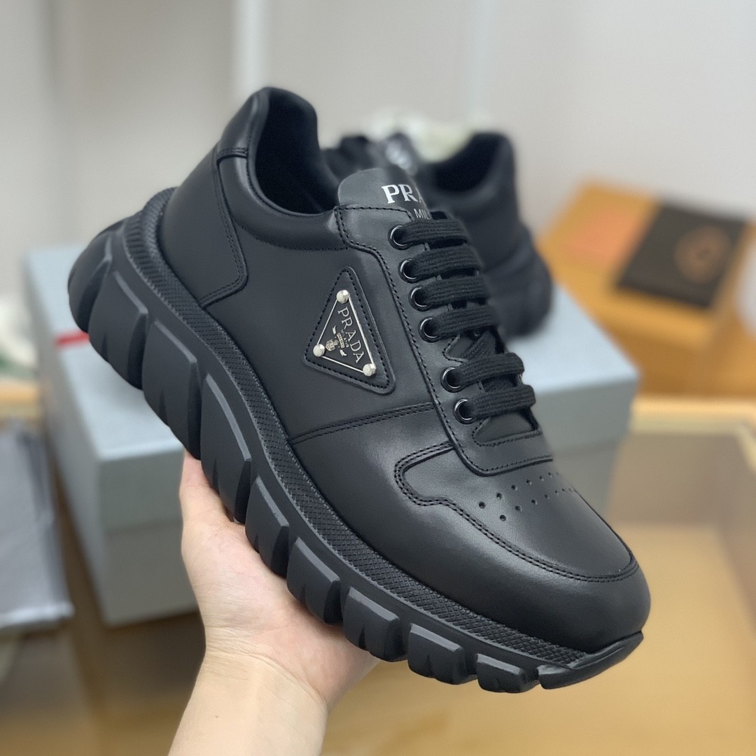 【#623】 Prada Sneakers
