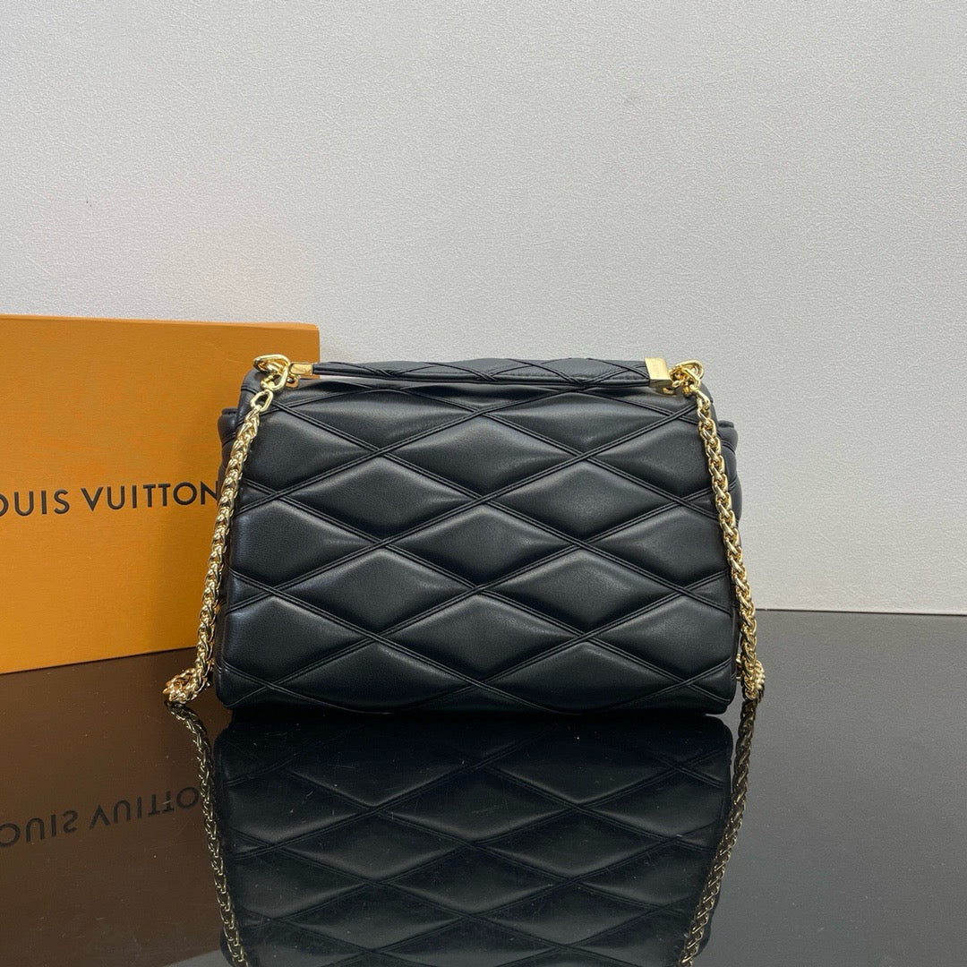 LOUIS VUITTON GO-14 GM