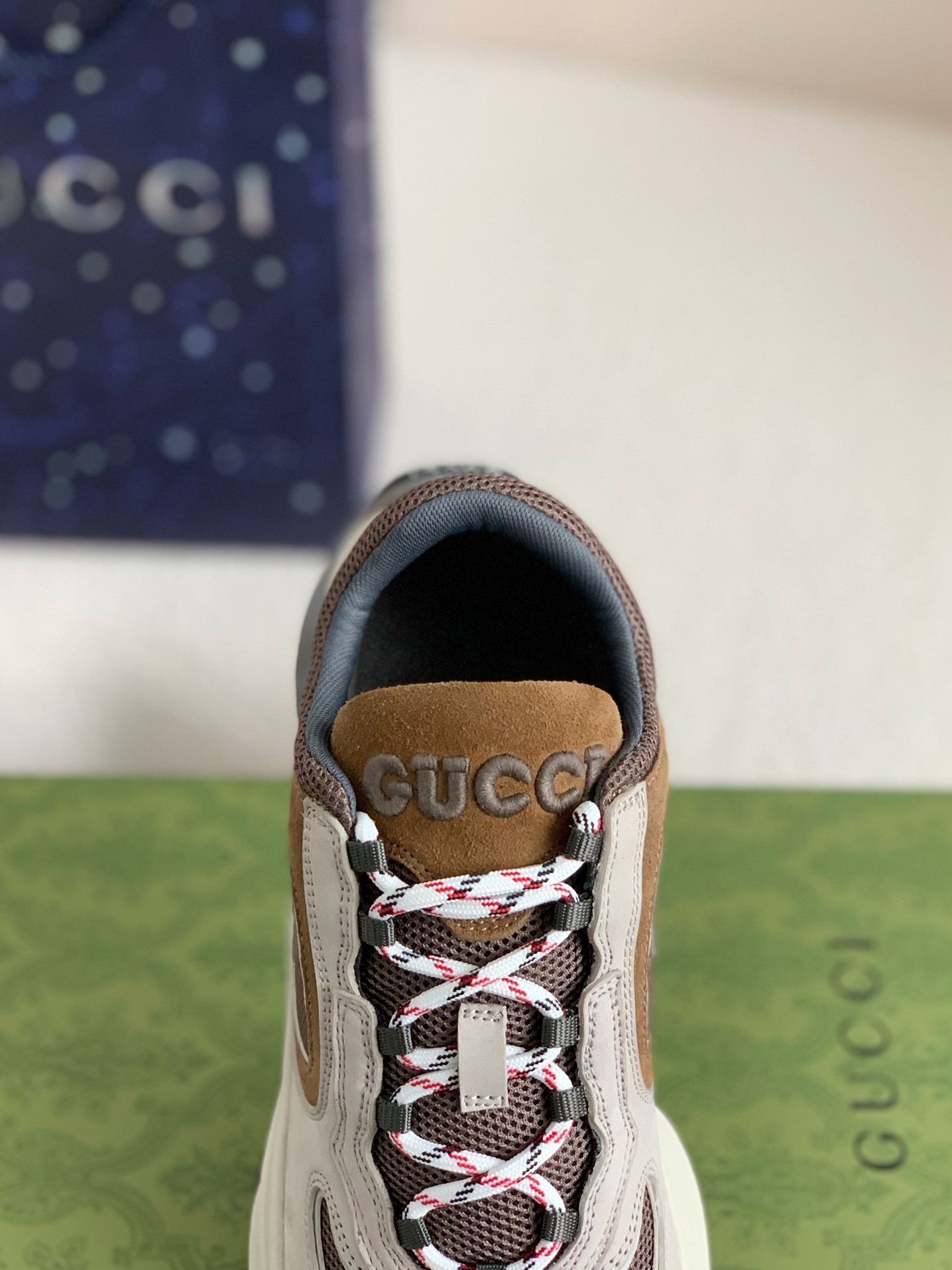 Gucci Retro Clunky Sneaker