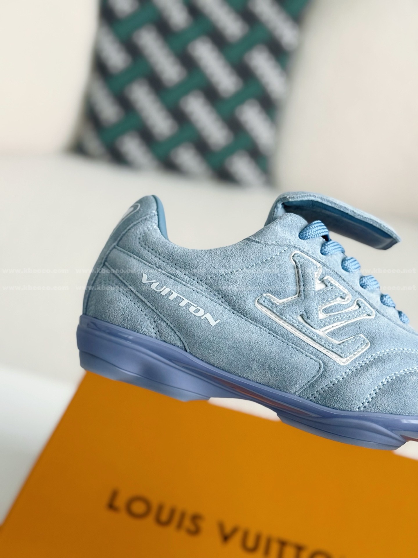 【#5869】 LOUIS VUITTON FOOTPRINTSOCCER CASUAL SHOES