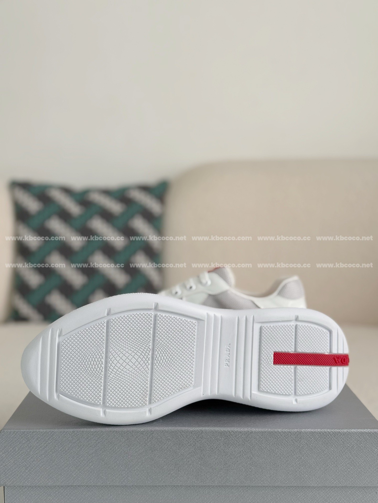 【#625】Prada Sneakers