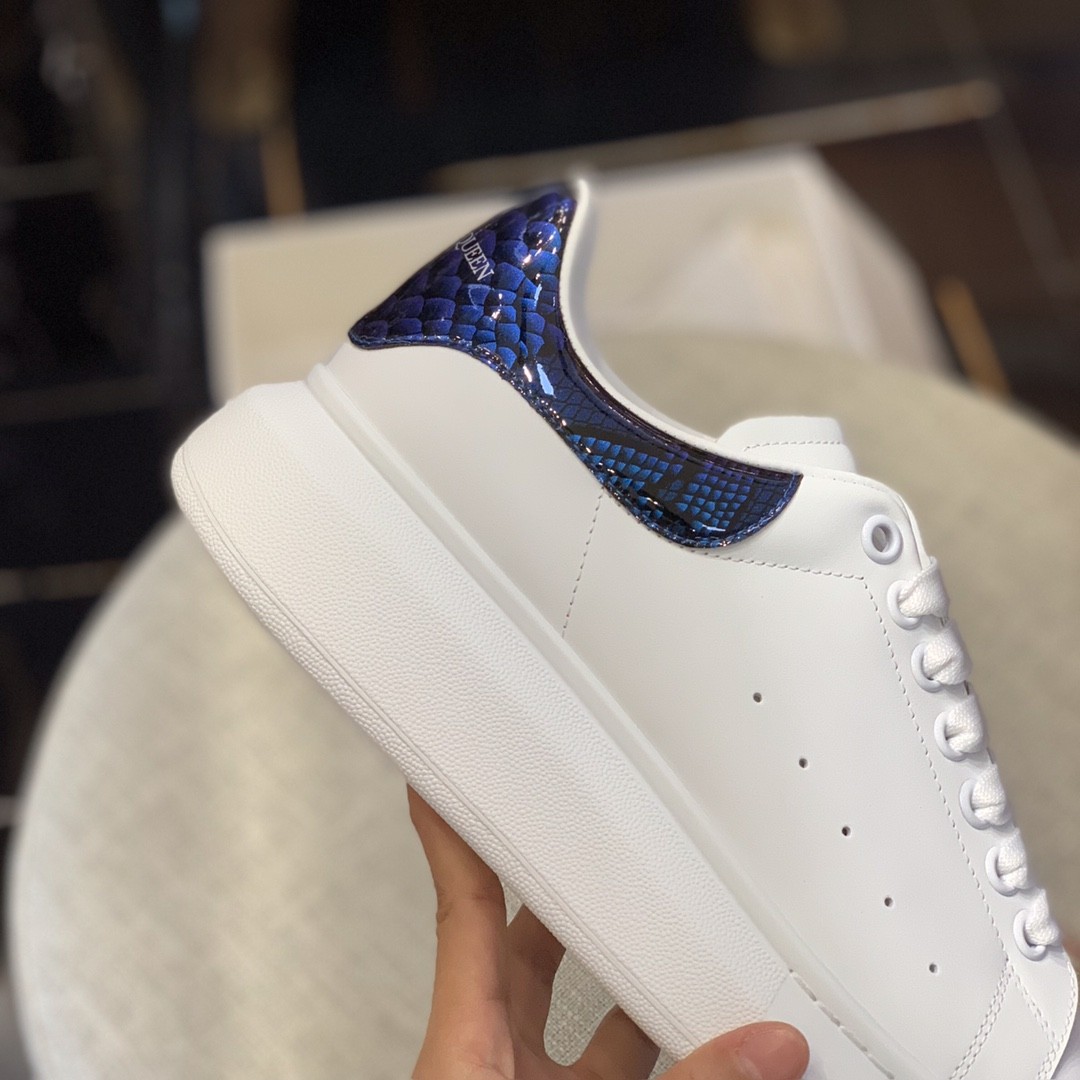 Alexander McQueen MQ Blue paint snake-grain pattern tail Sneakers