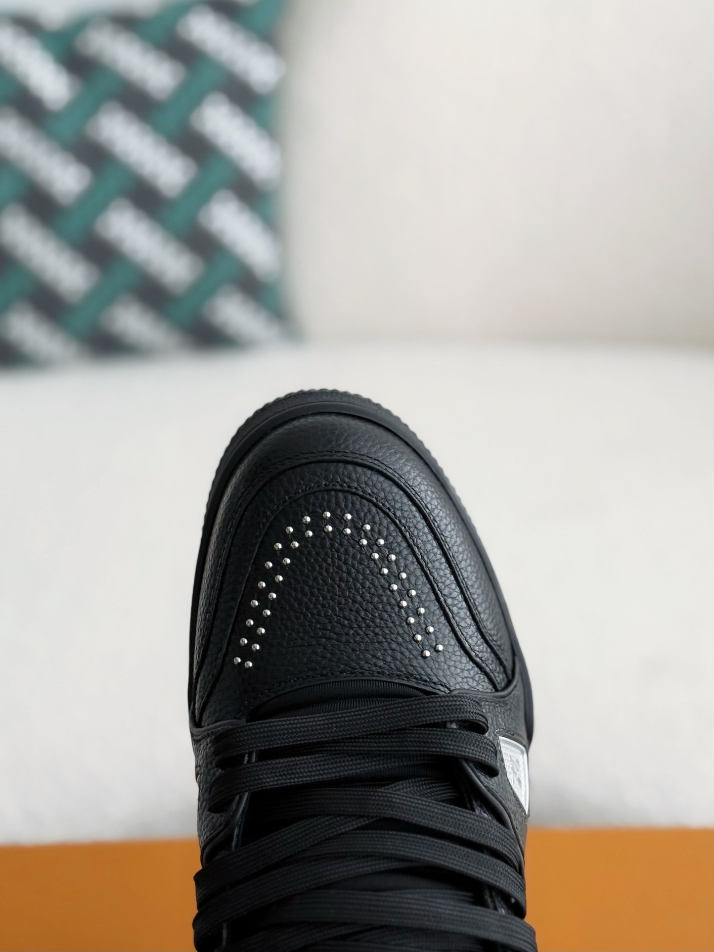 [#3876」 LOUIS VUITTON TRAINER SNEAKERS