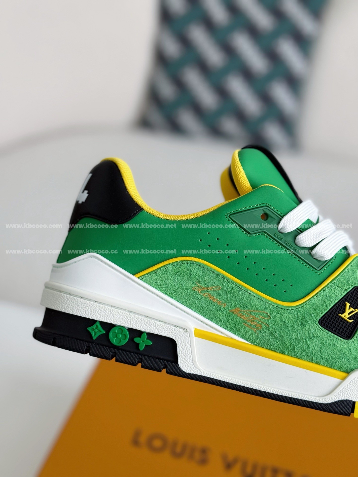 【#4035】 LOUIS VUITTON TRAINER SNEAKERS