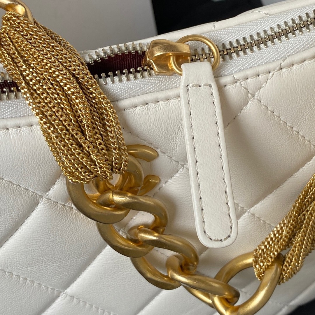 Chanel 22 3A Small Hobo Sheepskin Underarm Bag AS4220 Tassel Hardware, Top Quality