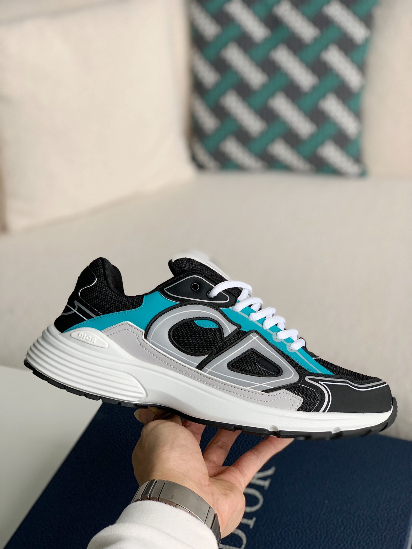 DIOR NEW ARRIVAL B30 Clunky Sneaker