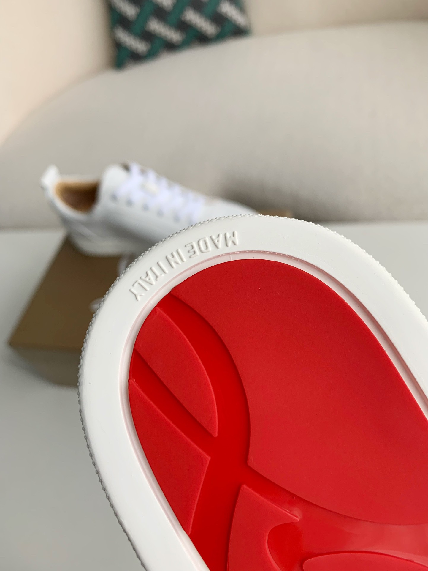 【#3562】 Christian Louboutin Sneaker