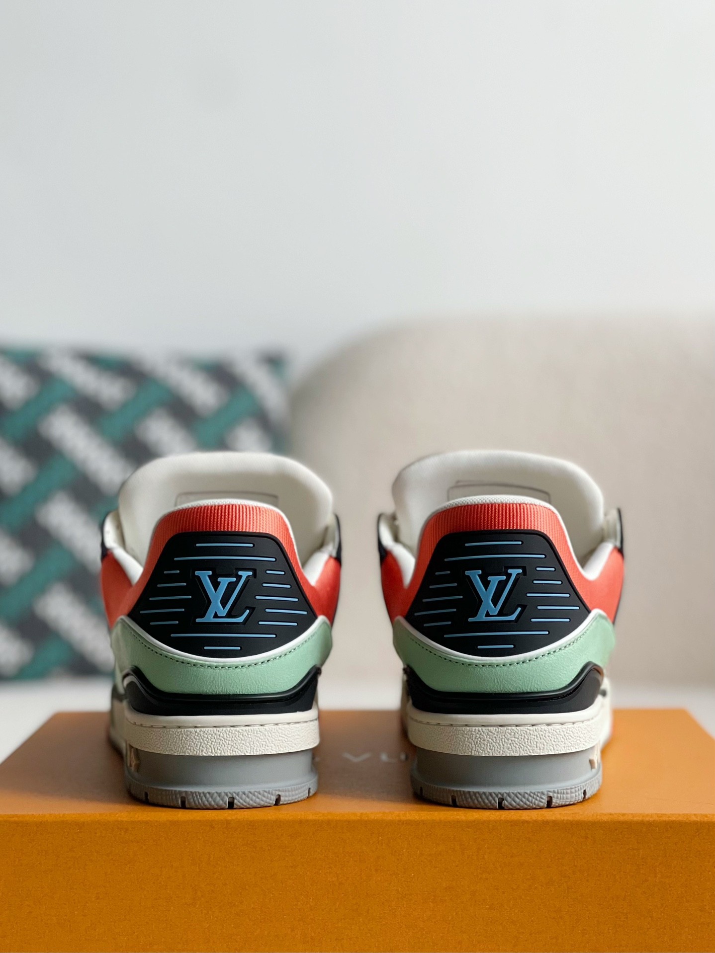 【#2814】 LOUIS VUITTON TRAINER Sneakers